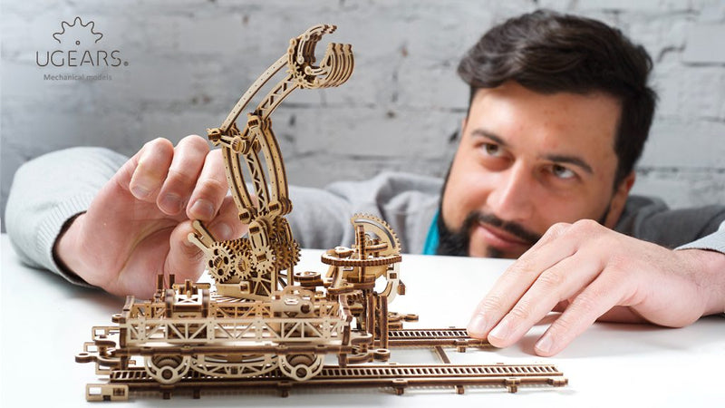 UGEARS RAIL MANIPULATOR