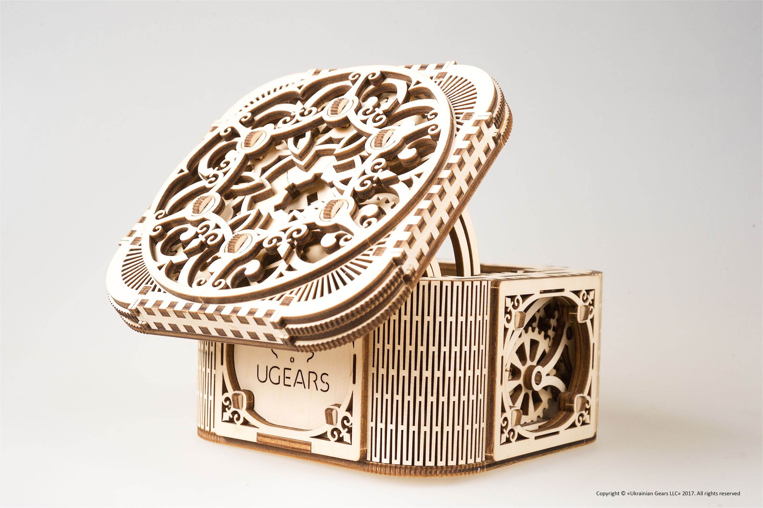 UGEARS TREASURE BOX