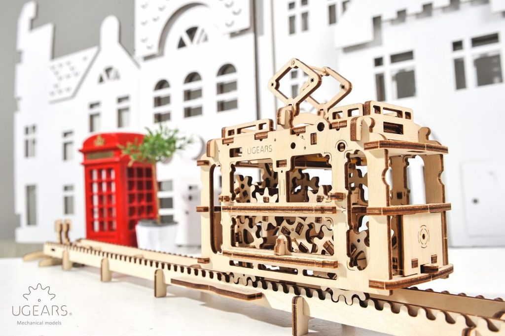 UGEARS TRAM ON RAILS